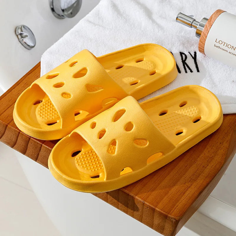 Summer Slippers For Men Women Soft Slippers Indoor Home Slides Cloud Slipper Men Flat Sandals Beach Shoes Man Male Flip Flops