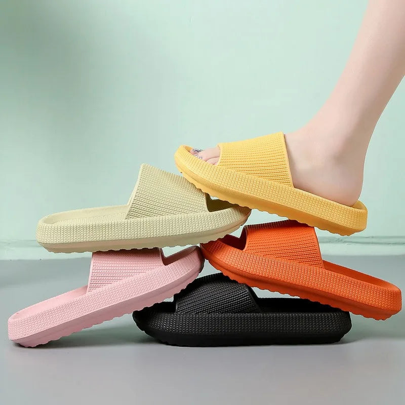 Summer Slippers For Men Women Soft Slippers Indoor Home Slides Cloud Slipper Men Flat Sandals Beach Shoes Man Male Flip Flops