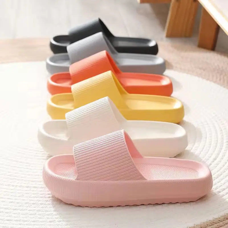 Summer Slippers For Men Women Soft Slippers Indoor Home Slides Cloud Slipper Men Flat Sandals Beach Shoes Man Male Flip Flops