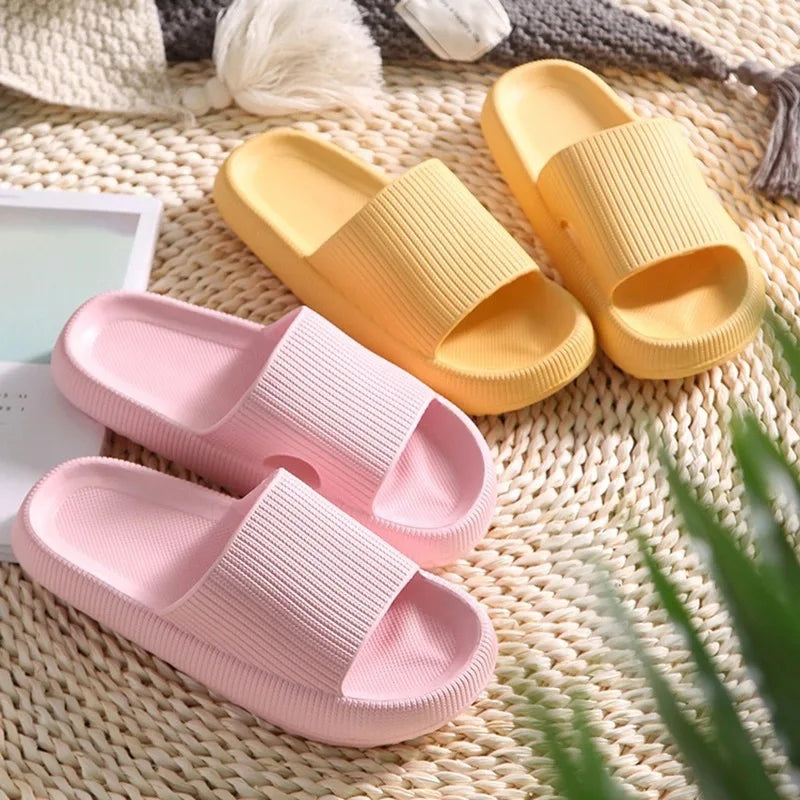Summer Slippers For Men Women Soft Slippers Indoor Home Slides Cloud Slipper Men Flat Sandals Beach Shoes Man Male Flip Flops