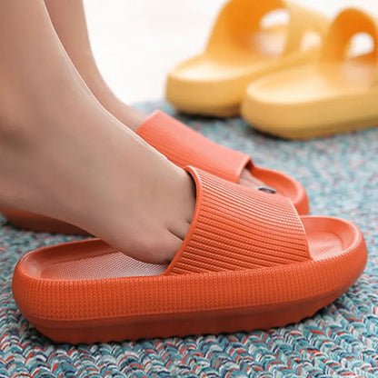 Summer Slippers For Men Women Soft Slippers Indoor Home Slides Cloud Slipper Men Flat Sandals Beach Shoes Man Male Flip Flops