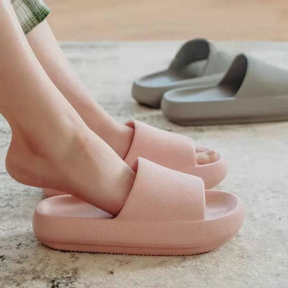 Summer Slippers For Men Women Soft Slippers Indoor Home Slides Cloud Slipper Men Flat Sandals Beach Shoes Man Male Flip Flops