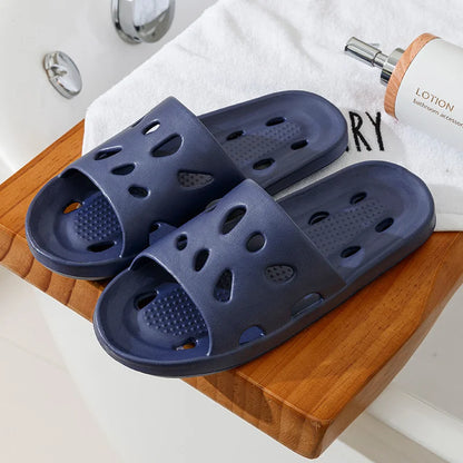 Summer Slippers For Men Women Soft Slippers Indoor Home Slides Cloud Slipper Men Flat Sandals Beach Shoes Man Male Flip Flops