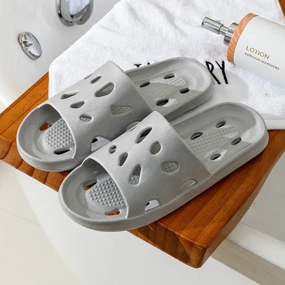 Summer Slippers For Men Women Soft Slippers Indoor Home Slides Cloud Slipper Men Flat Sandals Beach Shoes Man Male Flip Flops