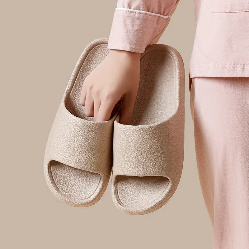 Summer Slippers For Men Women Soft Slippers Indoor Home Slides Cloud Slipper Men Flat Sandals Beach Shoes Man Male Flip Flops
